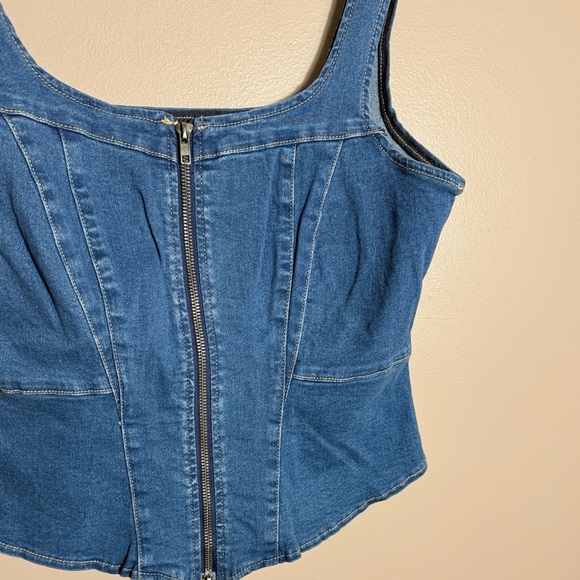 Ontwelfth Stretch Denim Top - Picture 3 of 6